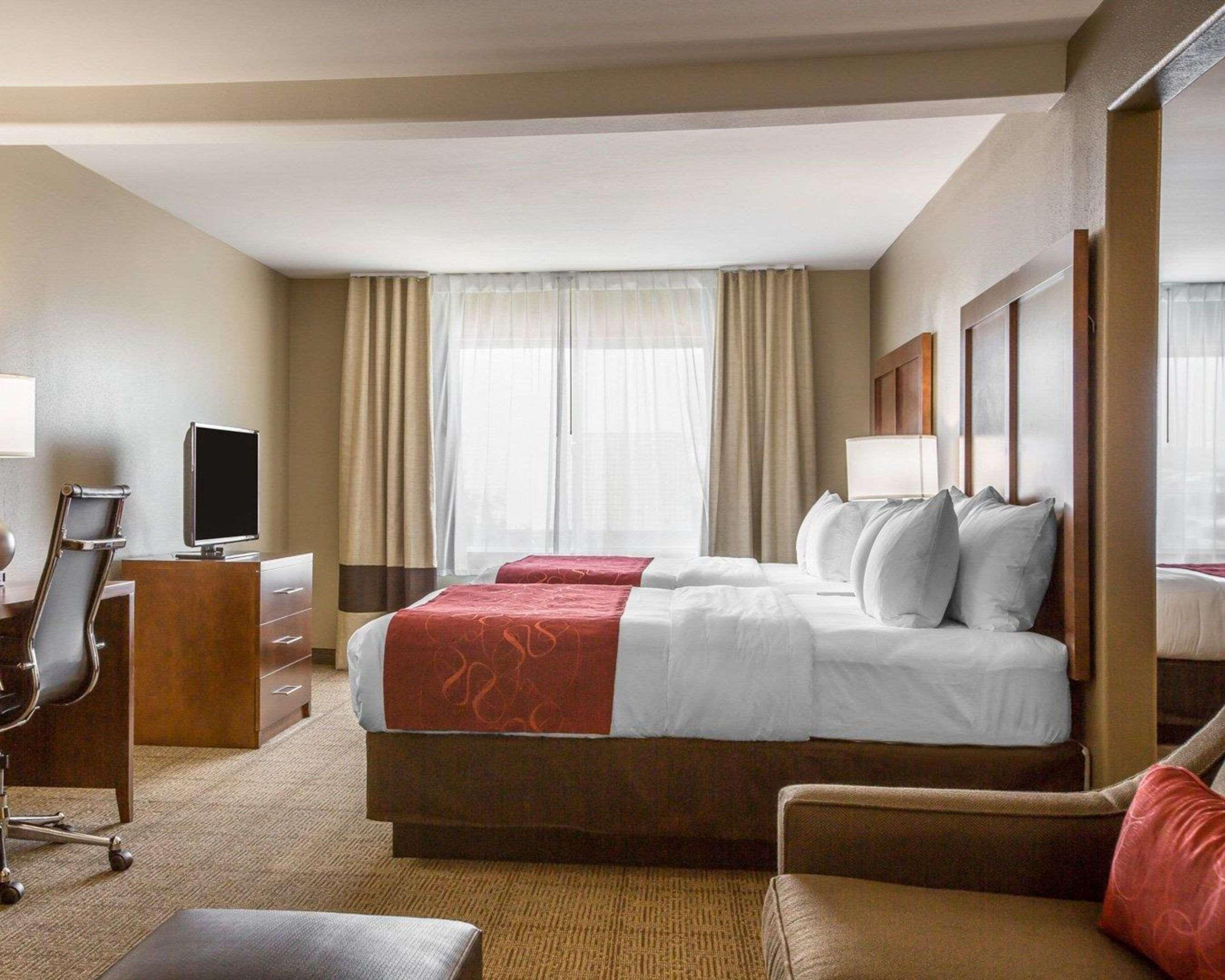 Comfort Suites Victorville-Hesperia Exterior photo