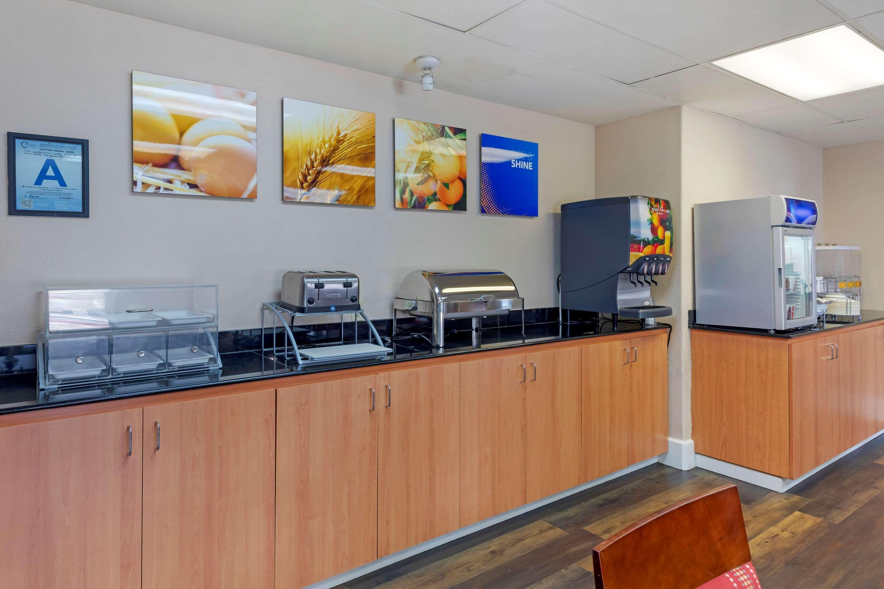 Comfort Suites Victorville-Hesperia Exterior photo